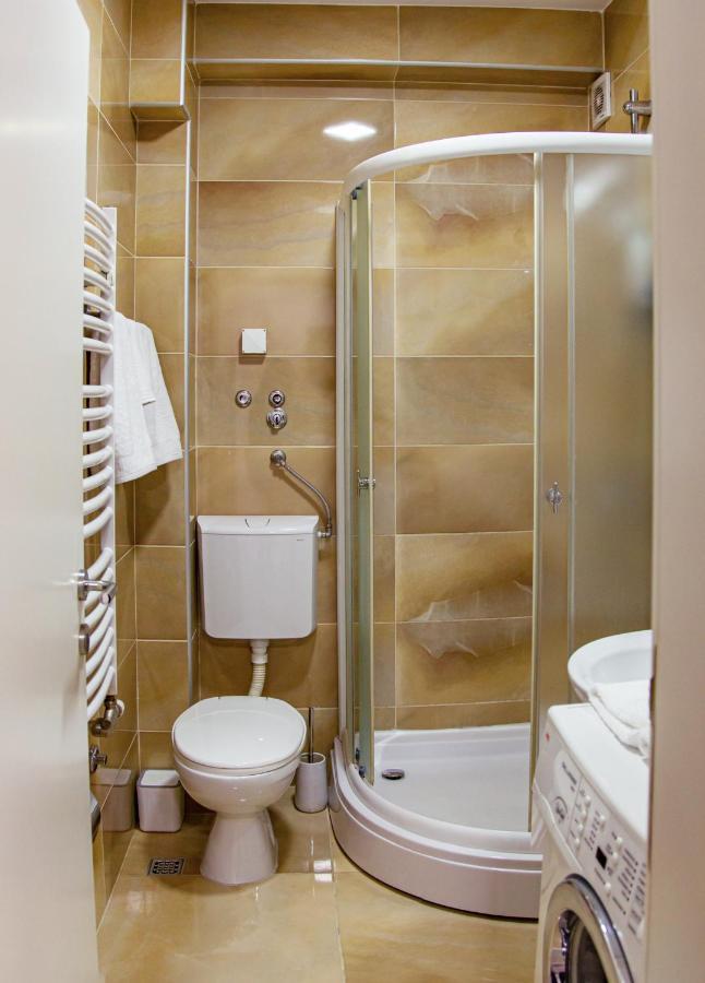 Apartman Mia Σρέμσκα Μιτρόβιτσα Εξωτερικό φωτογραφία