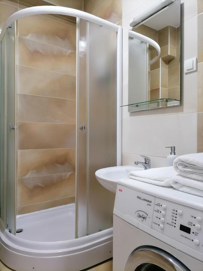 Apartman Mia Σρέμσκα Μιτρόβιτσα Εξωτερικό φωτογραφία