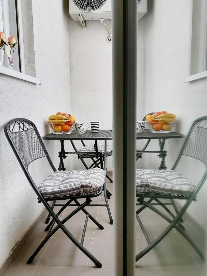 Apartman Mia Σρέμσκα Μιτρόβιτσα Εξωτερικό φωτογραφία